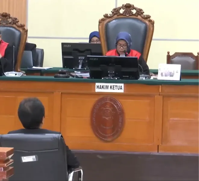 Ilustrasi ruang sidang pengadilan